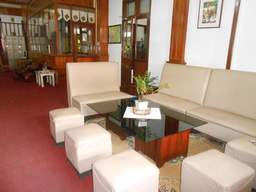 Lao Hotel Vientiane Buitenkant foto